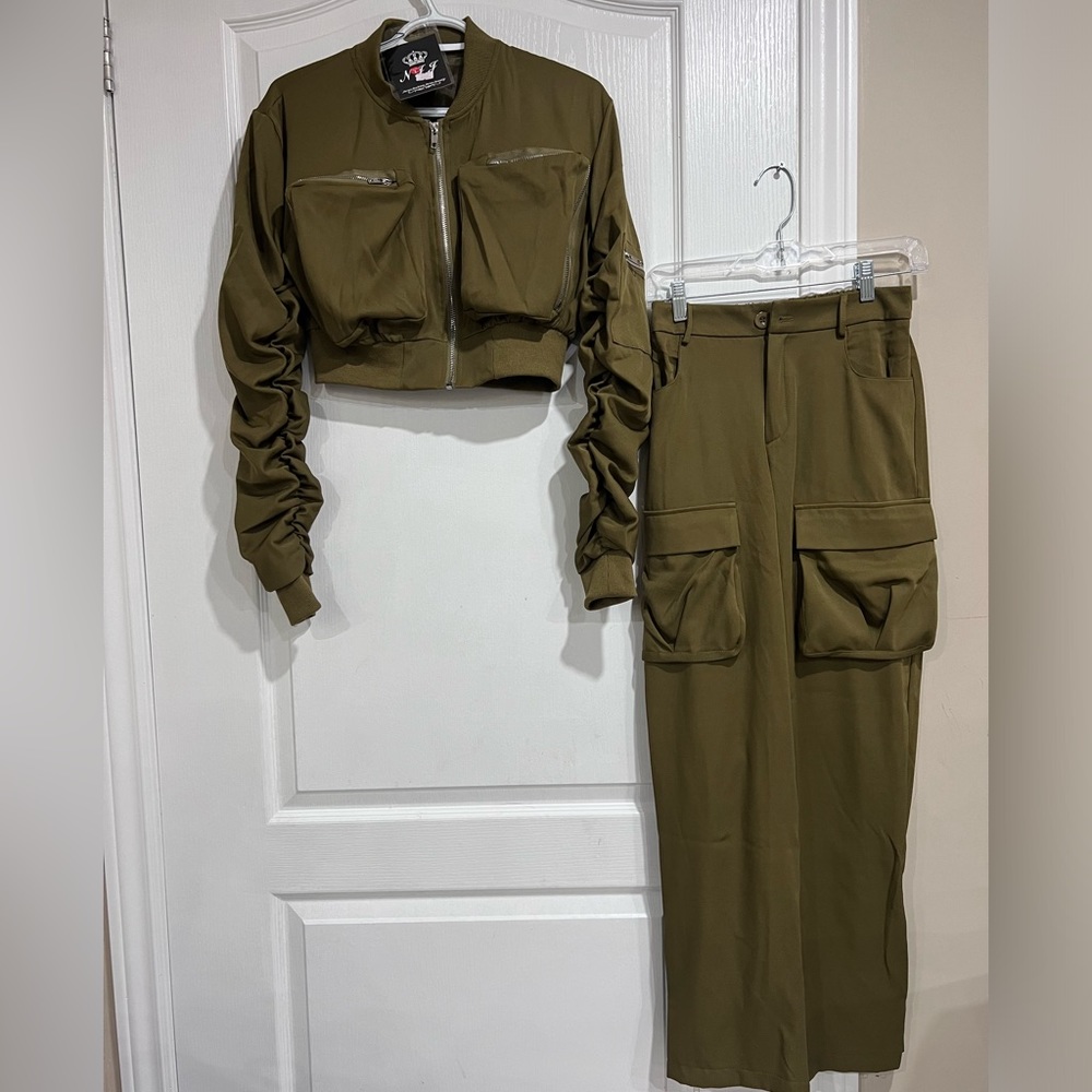 Motorcycle women’s two-piece zipper cargo jacket size Large